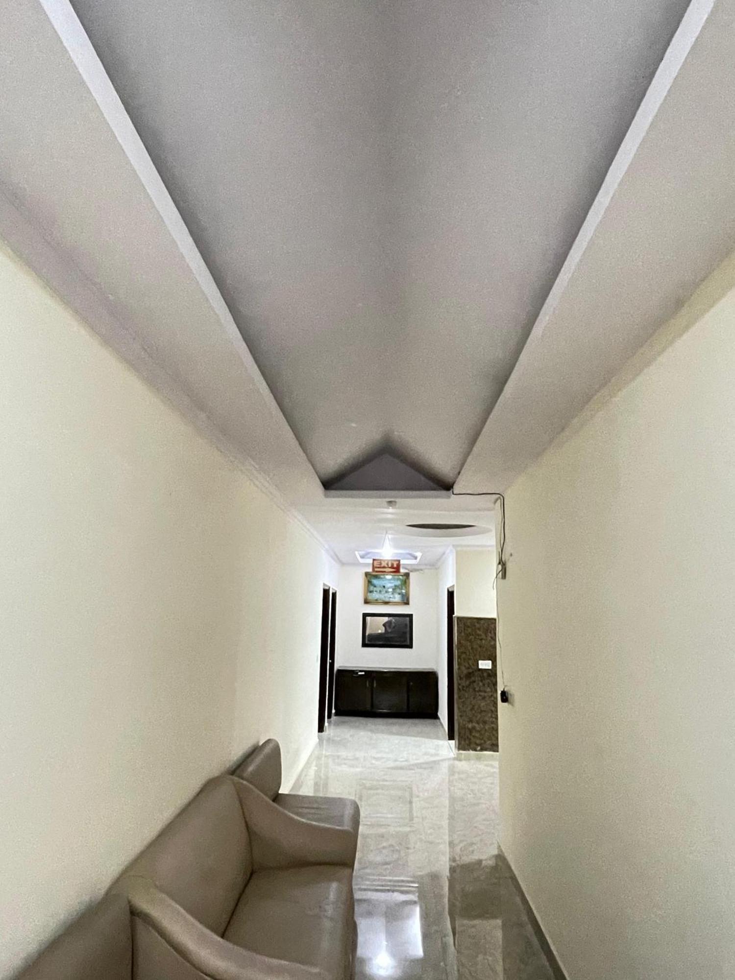 Hotel Radiance Delhi  Ngoại thất bức ảnh